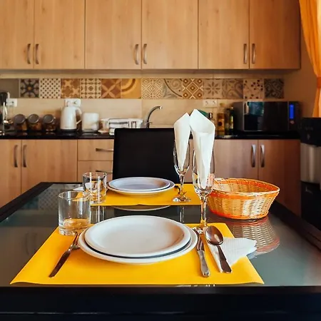 Happy House Guest house