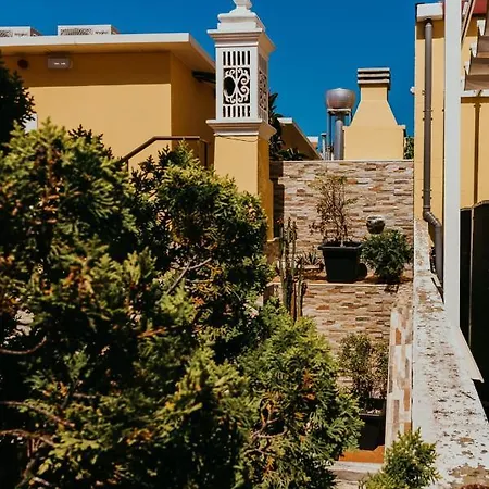 Happy House Konukevi Faro