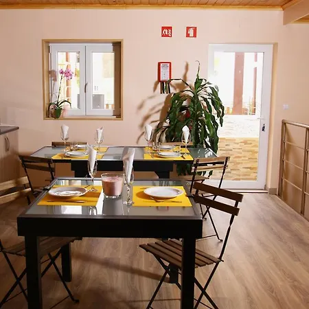 Happy House Konukevi