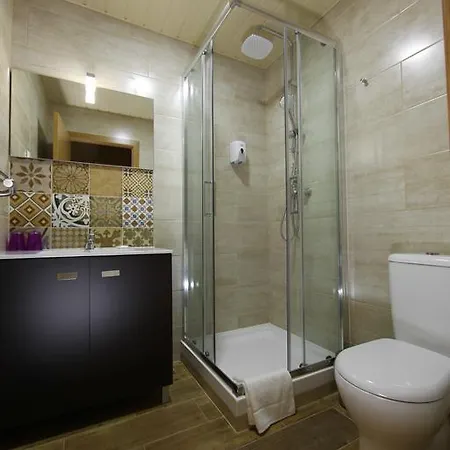 Happy House 게스트하우스 파로