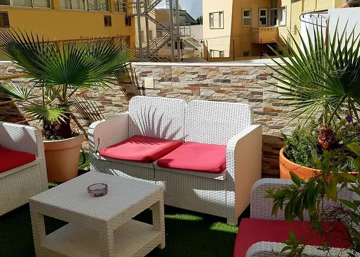 Happy House Guest house